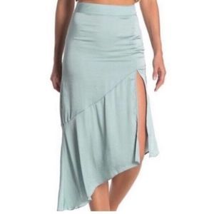 NWOT Free People Lola Asymmetrical Seafoam High Slit Ruffled Skirt Size 6